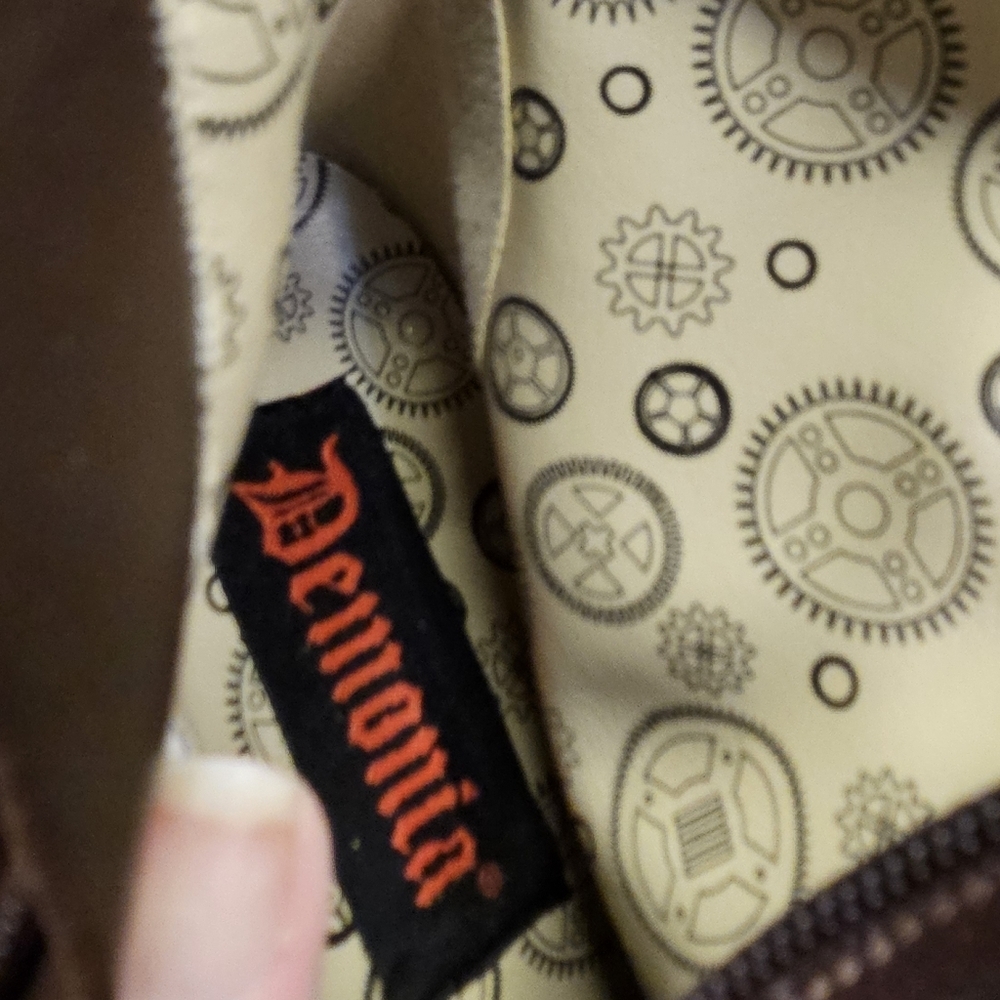 Demonia - Picture 10 of 11